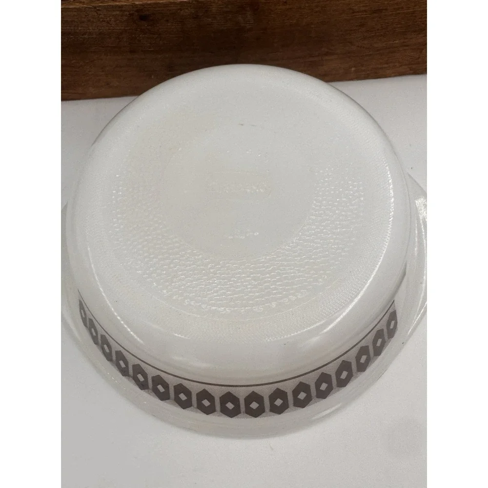 Glasbake J514 2 QT Dish Brown Diamonds Bakeware Vintage Milk‎ Glass No Lid